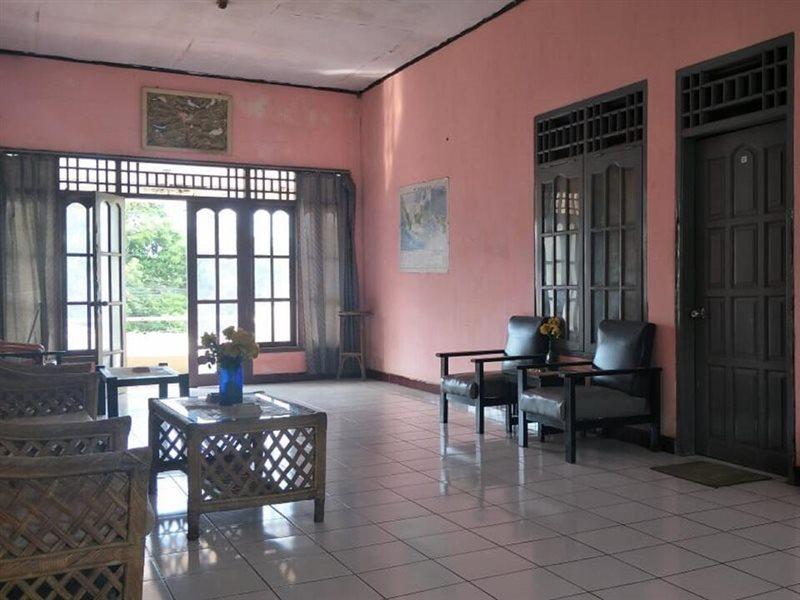 Spot On 2969 Hotel Citra Ayu Labuhan Εξωτερικό φωτογραφία