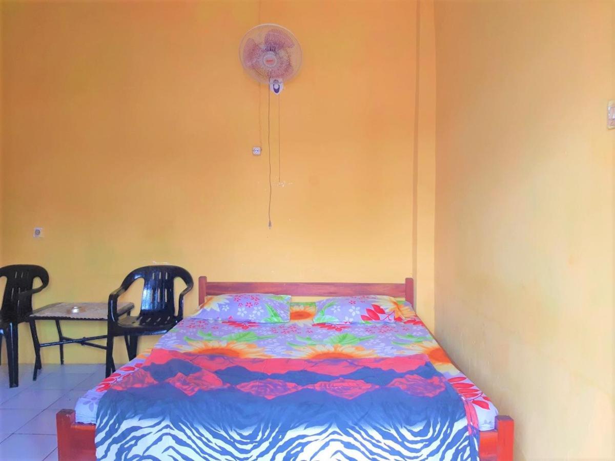 Spot On 2969 Hotel Citra Ayu Labuhan Εξωτερικό φωτογραφία